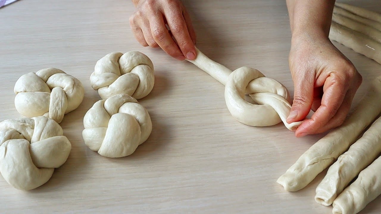 Булочка узелком